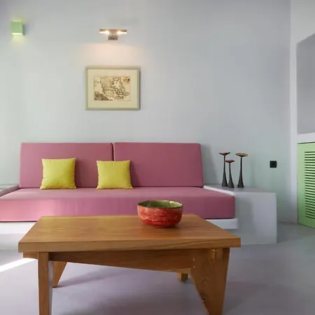 24k Caldera Suites Firá