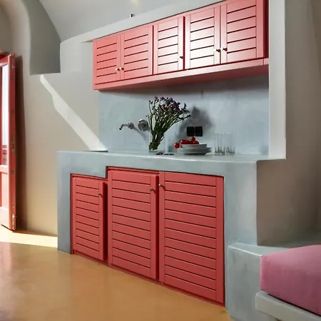 24k Caldera Suites * Firá