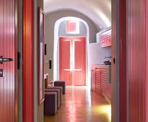 24k Caldera Suites Fira (Santorini)