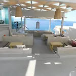 דירה 24k Caldera Suites *