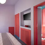 24k Caldera Suites דירה